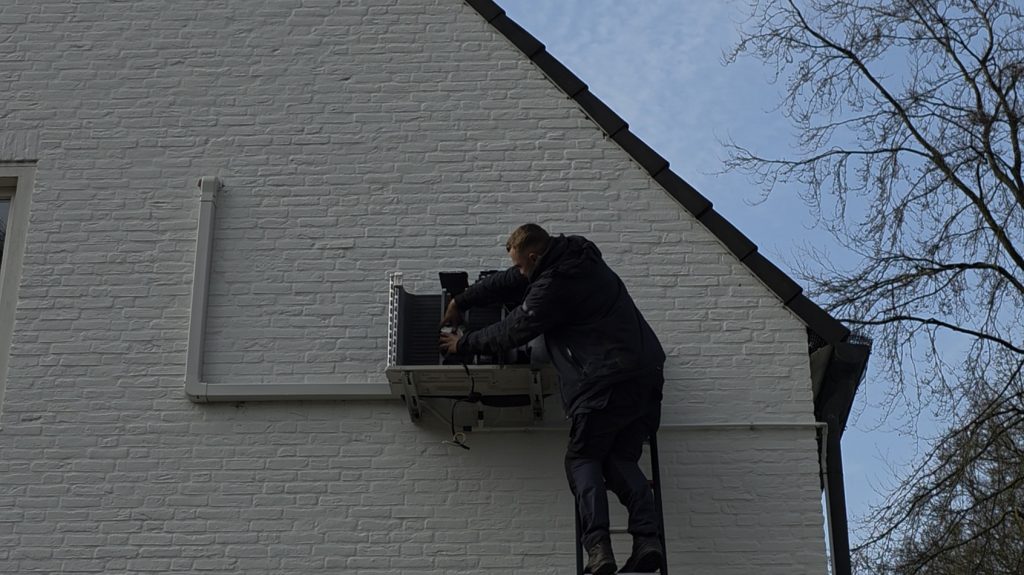 Design airco installatie in een woning te Vosselaar